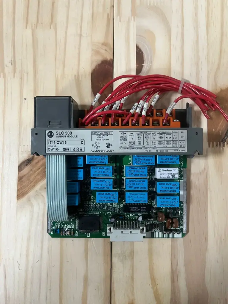 Allen-Bradley 1746-OW16 C