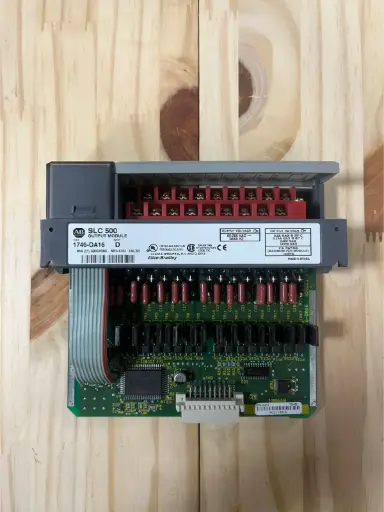 [1746-OA16 D] Allen-Bradley 1746-OA16 D